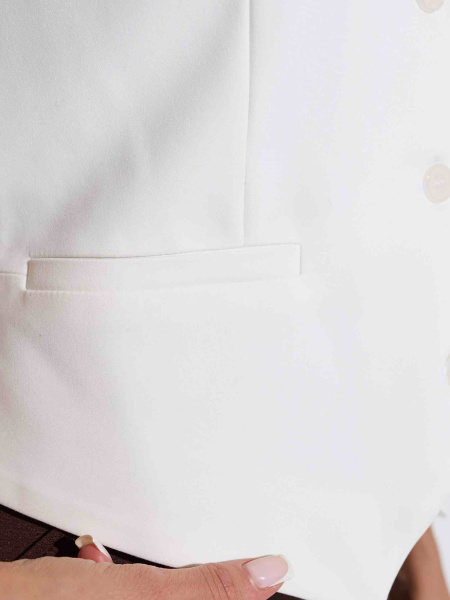 Жилет женский классический, белый