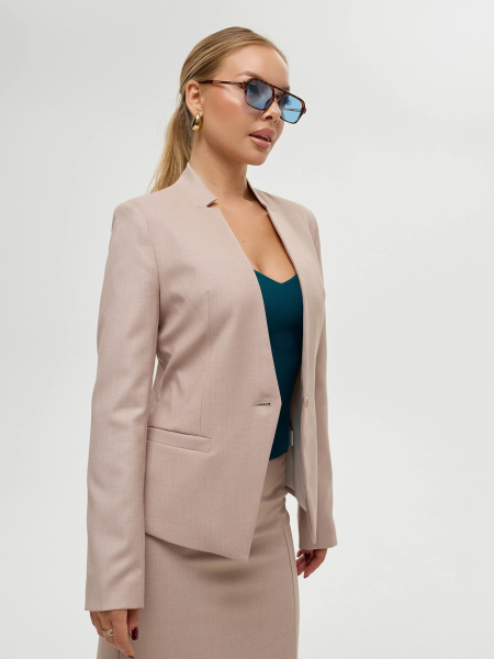 Жакет женский приталенный из вискозы