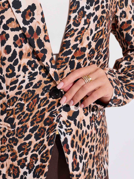 Жакет женский приталенный однобортный, леопардовый