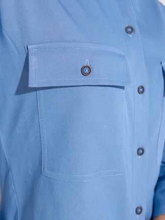Рубашка женская укороченная с накладными карманами, голубая