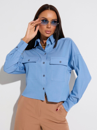 Рубашка женская укороченная с накладными карманами, голубая
