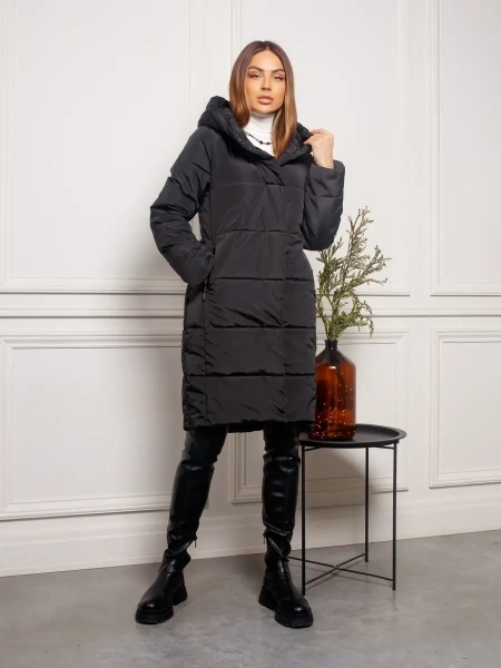 Пальто зимнее прямого кроя, черное