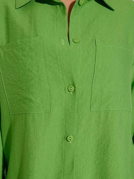Рубашка женская с накладными карманами из вискозы, лайм