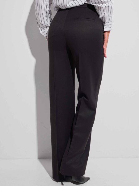 Брюки из вискозы классические, черные