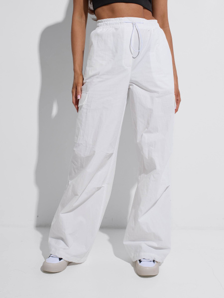Брюки-баллоны спортивные женские, белые
