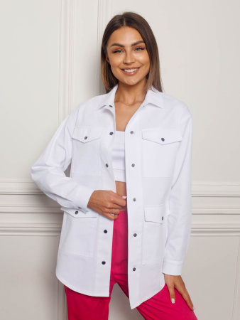 Куртка женская джинсовая с накладными карманами