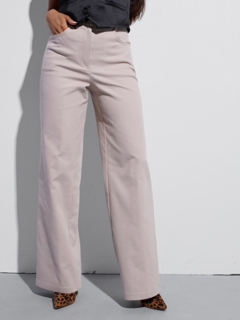 Джинсы трубы женские