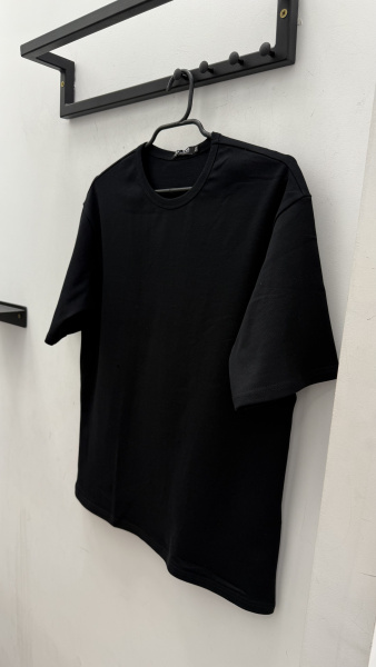 Футболка женская оверсайз базовая, черная