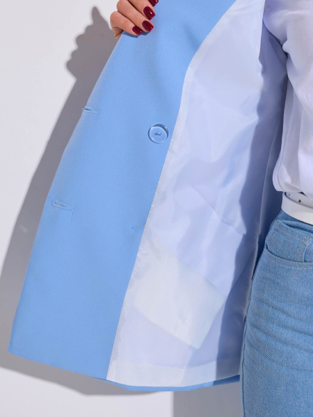 Жилет женский удлиненный двубортный, голубой