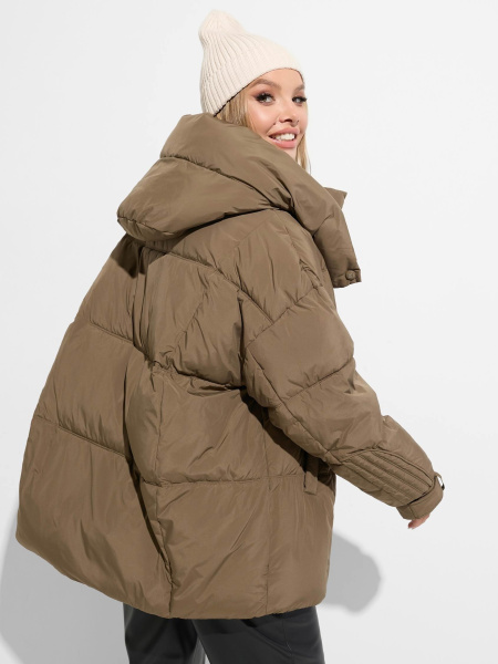 Зимний пуховик удлиненный с капюшоном, коричневый