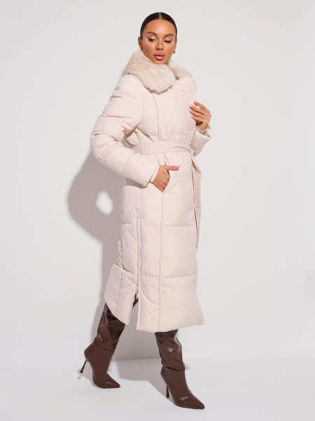 Зимнее пальто с капюшоном и меховым воротником, светло-бежевое