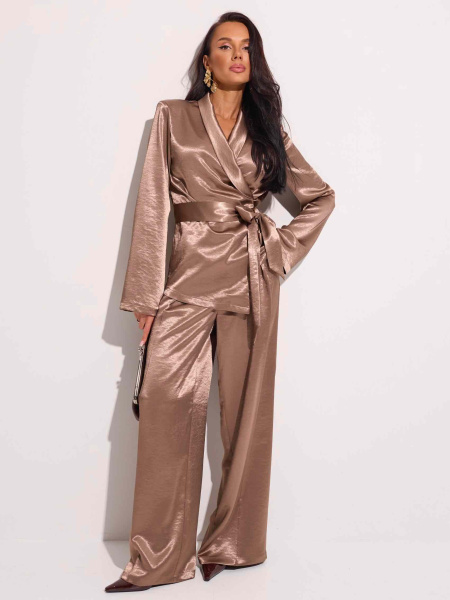 Атласный жакет с поясом в пижамном стиле, кофейный
